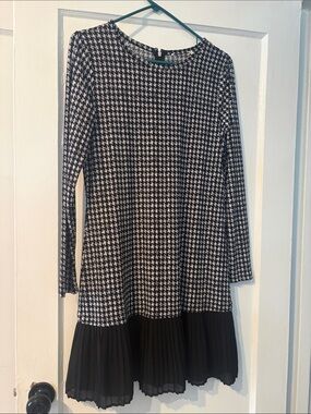 Michael Kors Black & White Houndstooth Dress with Pleated Hem